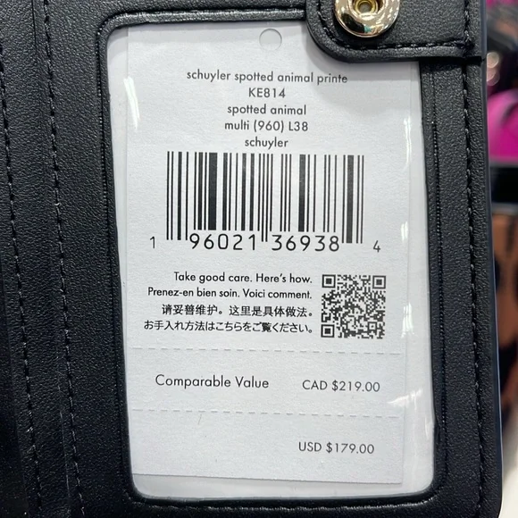 Kate Spade Schuyler Large Slim Bifold Wallet
COLOR:
Multi
NWT - Picture 5 of 16